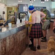 Na otužilce se připravil i personál bistra na Ještědu.