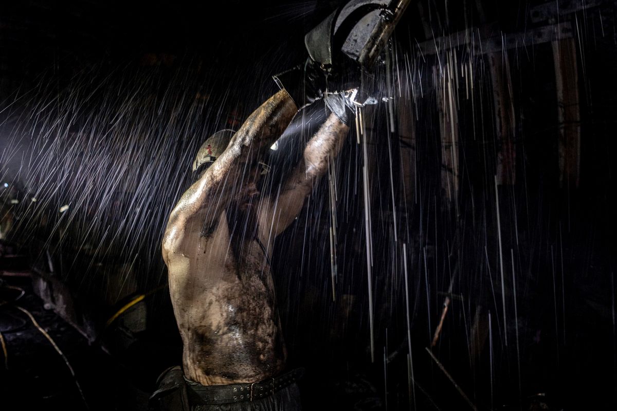 Důl jim zavírají, snímek s horníky ale vyhrál Czech Press Photo 2025. V soutěži fotoreportérů bodoval i fotograf Novinek 