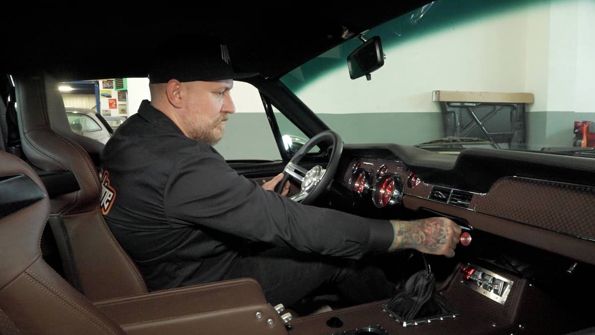 Hercík uvádí, že se autům věnuje naplno už jedenáctým rokem a buduje vlastní firmu.