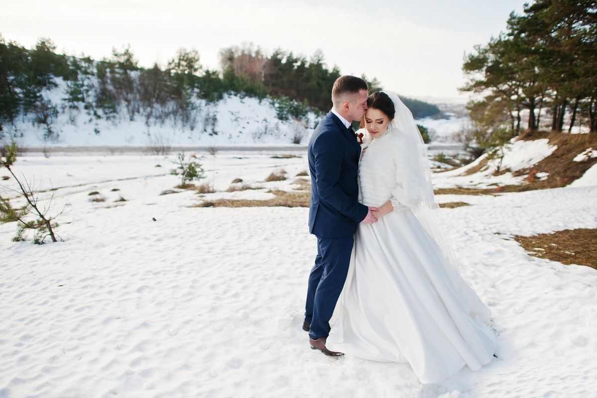 Svateb ubývá, snoubenci šetří. Slábne zájem o fotografy i živou hudbu