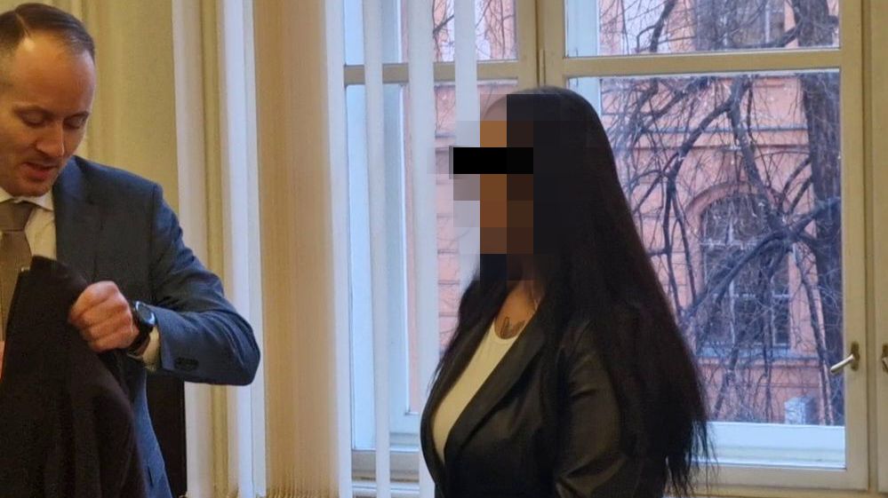 Žena v Jihlavě po žárlivé hádce bodla partnera do břicha, teď s ním čeká dítě