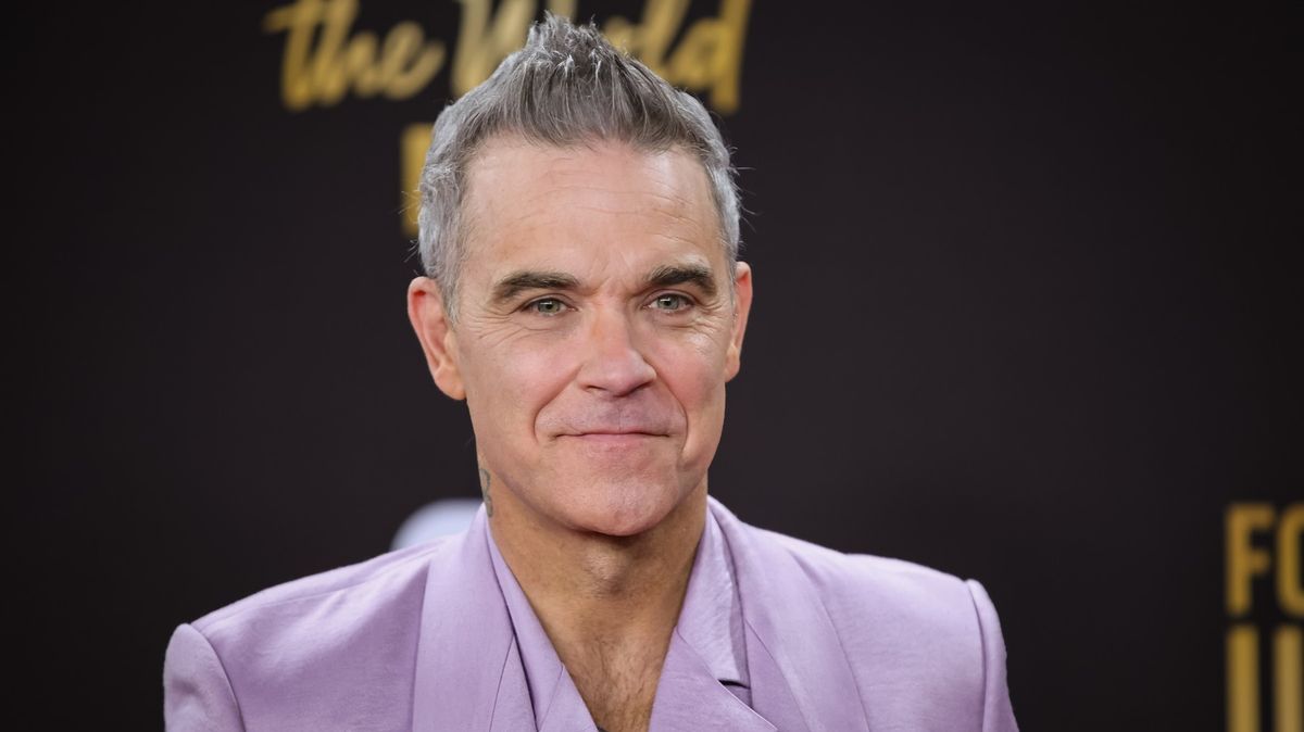 RECENZE: Robbie Williams je egoista, který dozrál