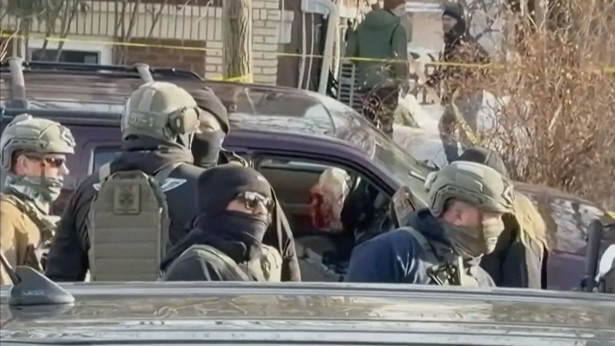 Instruktor střelby a veterán z Iráku. Kdo je agent, který zastřelil řidičku v Minneapolis