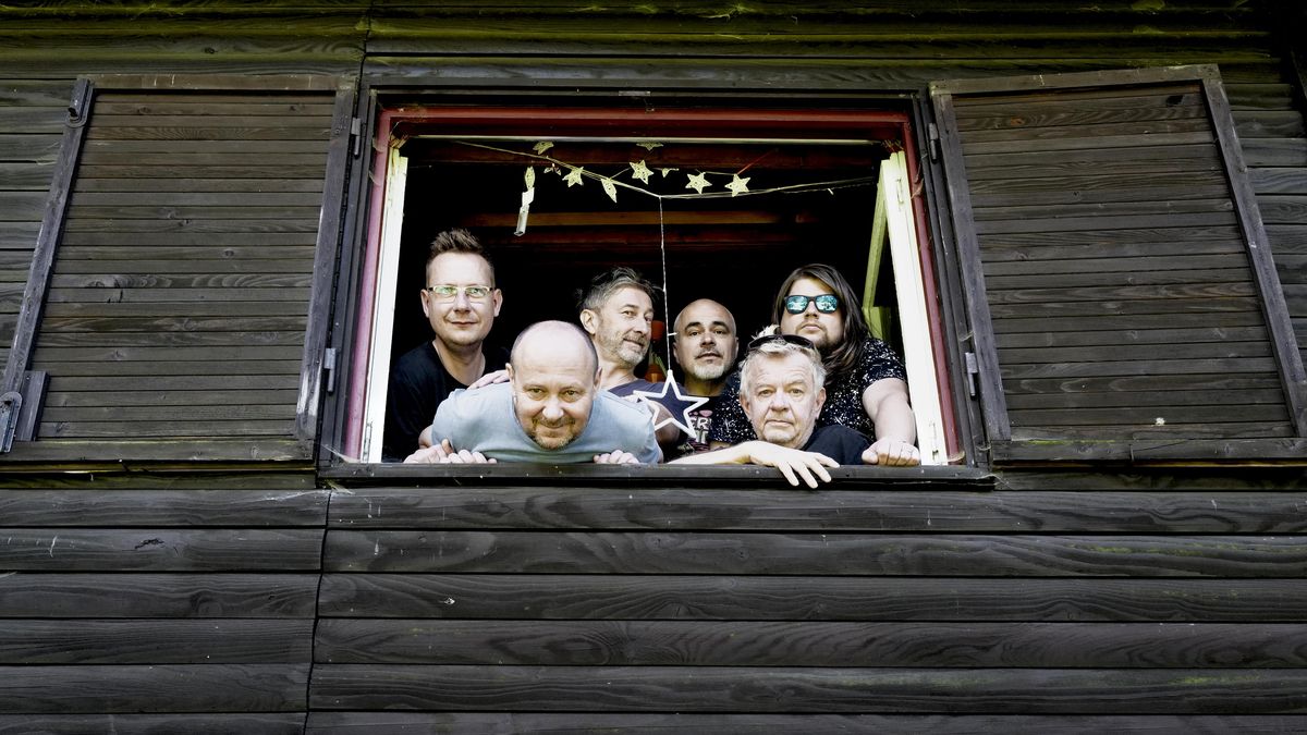 RECENZE: Mňága a Žďorp vykazuje i po téměř čtyřiceti letech prvky dobré kondice