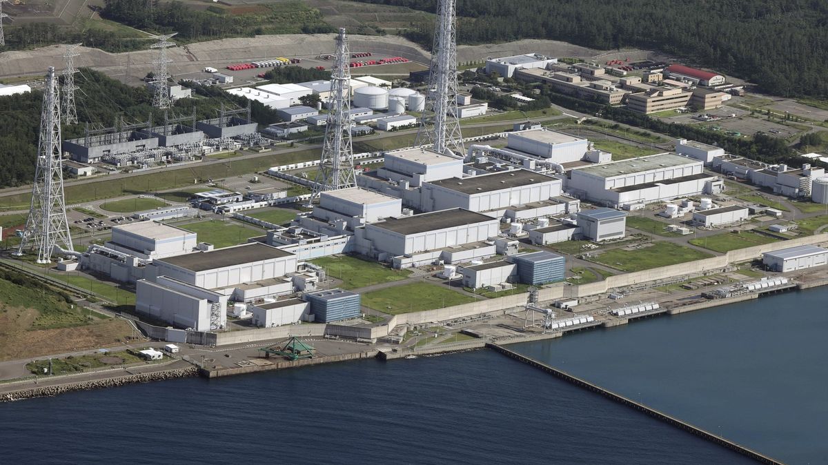 Japonci zprovozňují poprvé od havárie ve Fukušimě reaktor v největší elektrárně