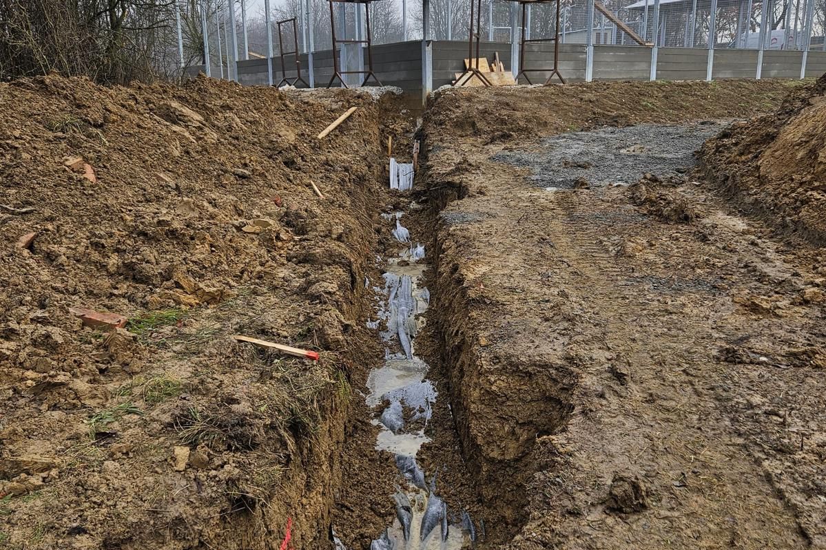 Ochráncům zvířat na Novojičínsku spadl kámen ze srdce, stavba rehabilitačního zařízení pro zvířata pokračuje