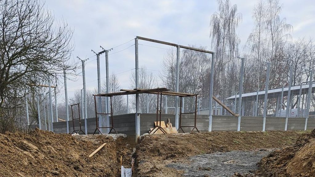 Ochráncům zvířat na Novojičínsku spadl kámen ze srdce, stavba rehabilitačního zařízení pro zvířata pokračuje