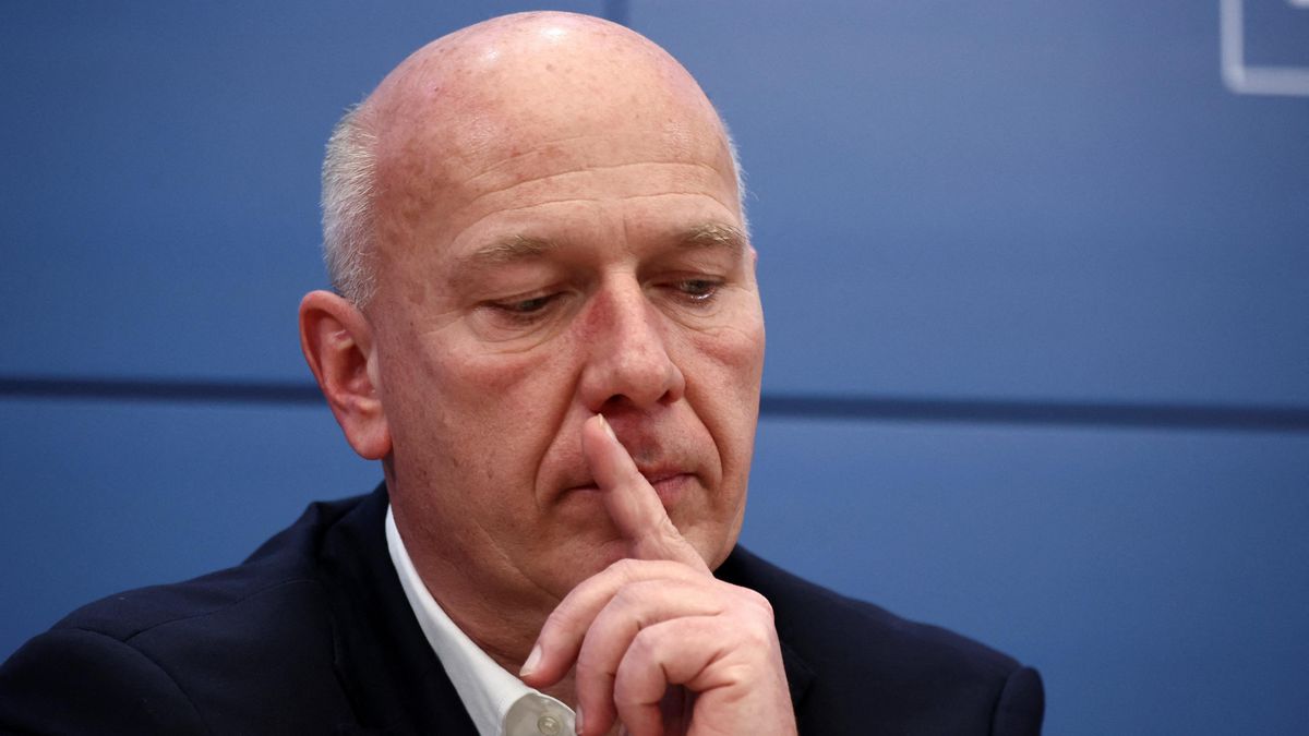 Starosta Berlína čelí výzvám k rezignaci. Během blackoutu hrál tenis a pak o tom lhal