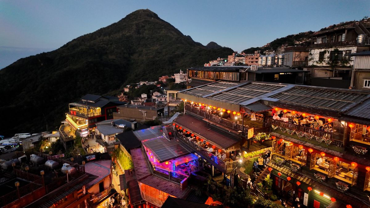 Chcete perfektní fotky? Asijská vesnička Ťiou-fen jako by vypadla z ikonického filmu