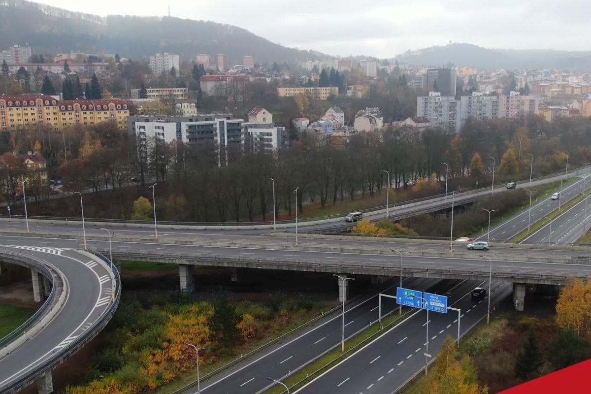 Rekonstrukce Pražského mostu ve Varech proběhne na etapy, první odstartuje už letos