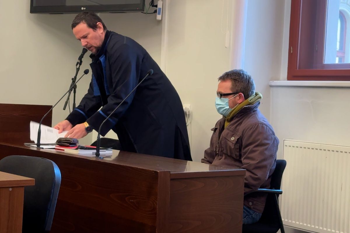 Za znásilnění podmínka. Útočníka po 12 letech usvědčila DNA z krádeže hodinek