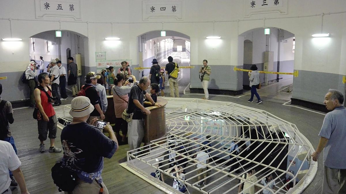 V bývalé japonské věznici vzniká luxusní hotel