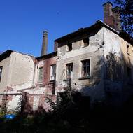 Pohled na zadní trakt huti