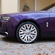 Po modernizaci jsou k dispozici i 22palcová kola, na komfort překvapivě zásadní vliv nemají.