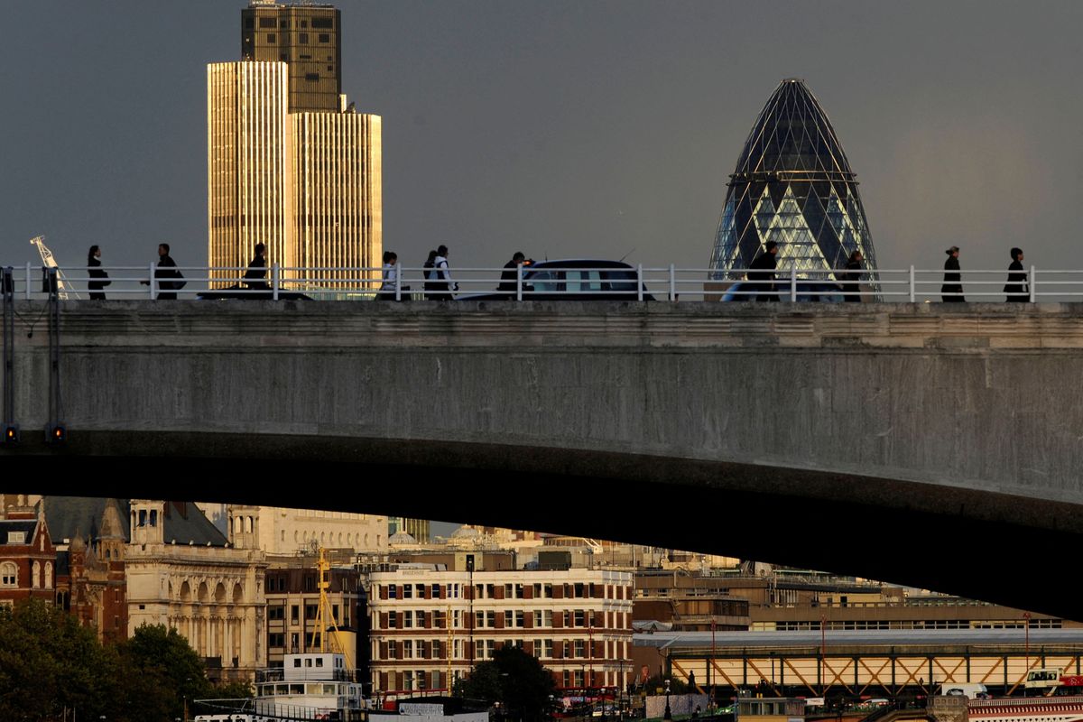 Investoři prodávají podíly ve fondech dříve, než dozrají. Čísla jsou rekordní