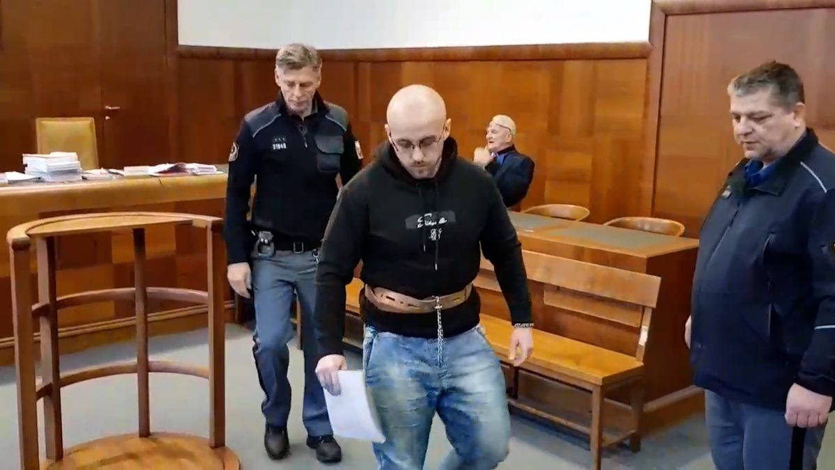 Soud podstatně snížil trest muži za vraždu prostitutky v Hradci Králové