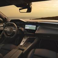 Interiér modernizovaného Peugeotu 408