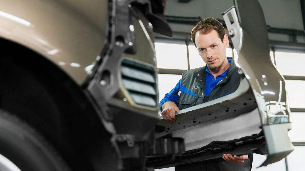 Ford usnadní servis starších modelů, zlevňuje originální náhradní díly