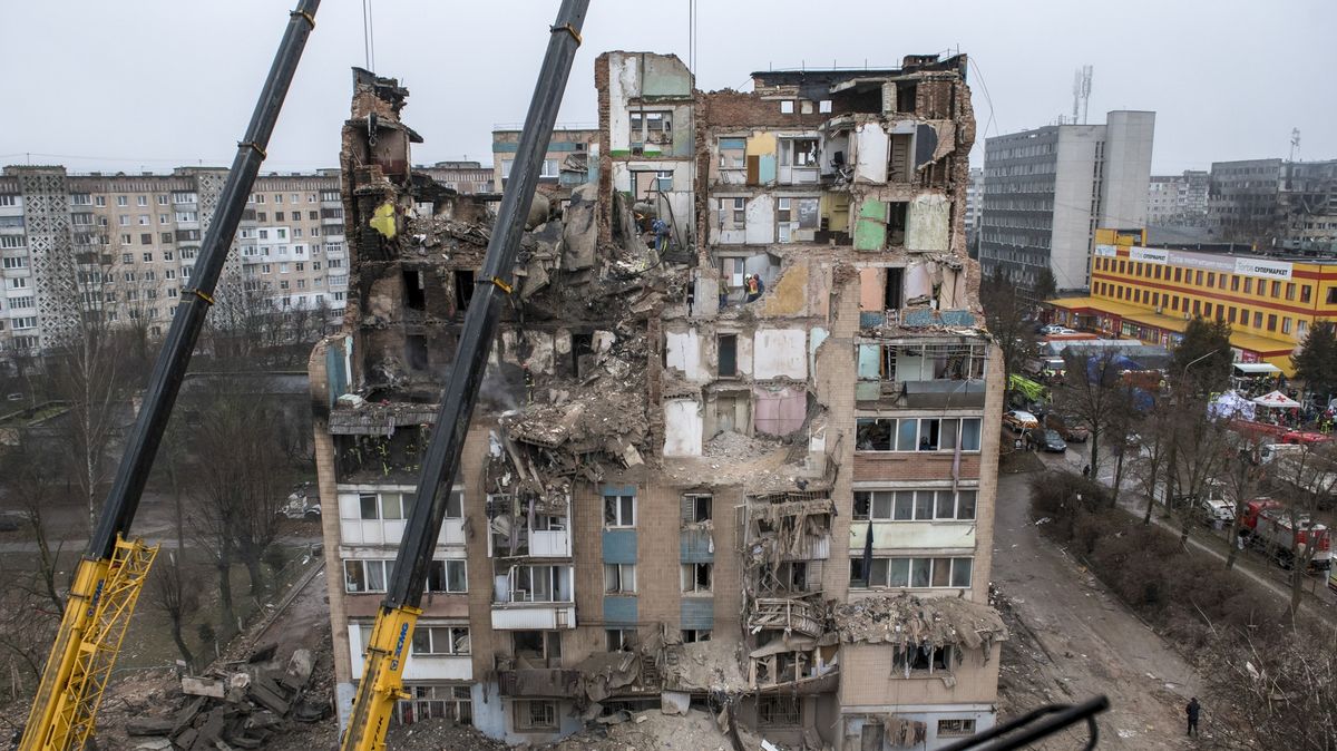 Rusové loni na Ukrajině zabili nejméně 2514 civilistů, nejvíce od roku 2022