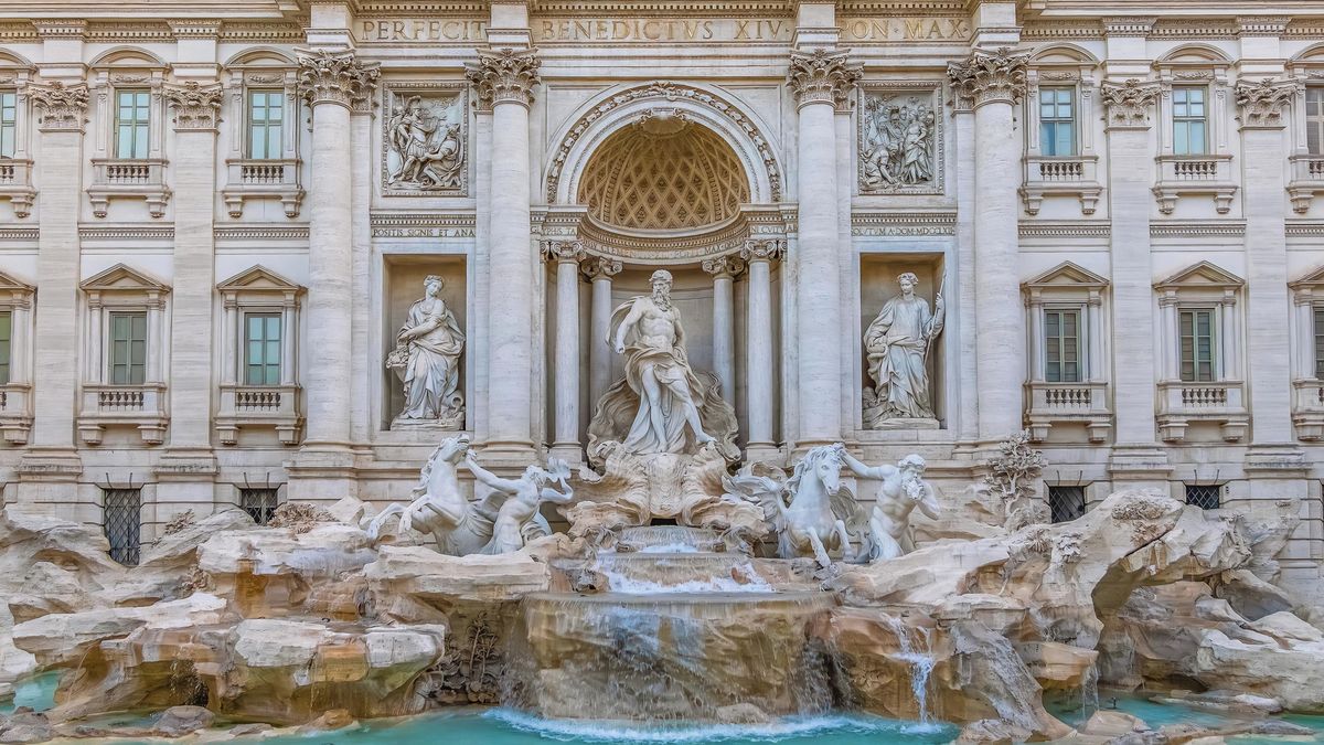 Poplatkem to nekončí. Římskou fontánu di Trevi nechají také oplotit
