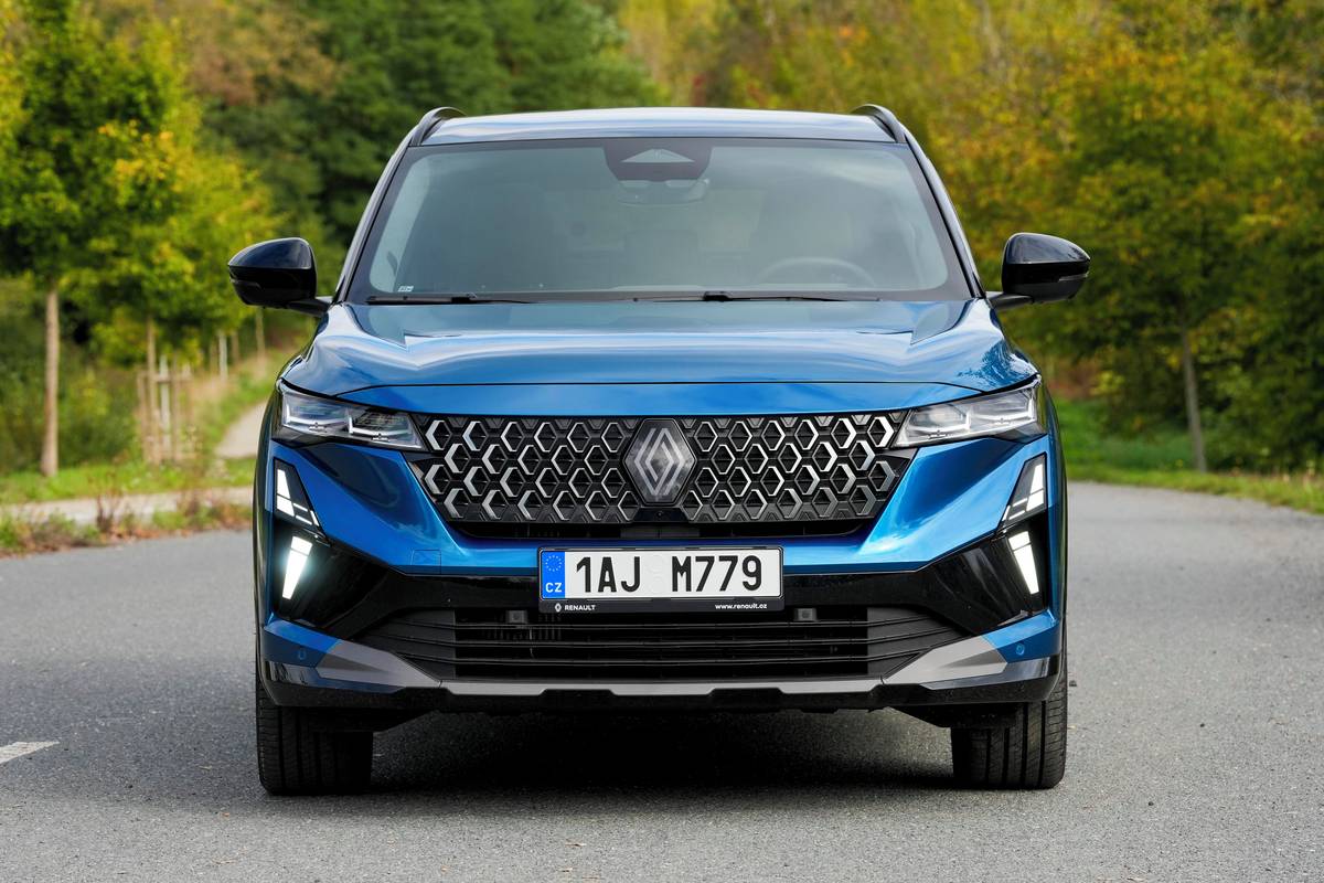 Modernizovaný Renault Austral zaujme především přepracovanou přídí.