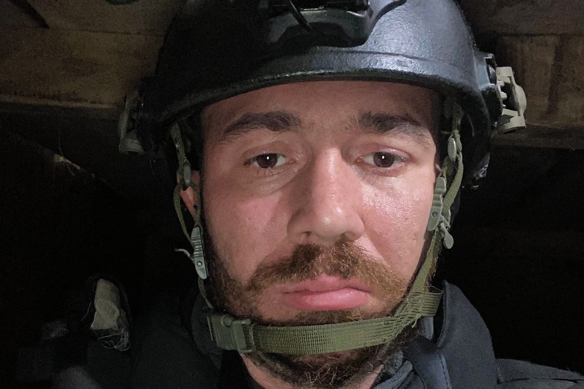 Z pekla po úderu Šáhidu vynesl čtyřletou dívku. K matce už se zpravodaj Svobodné Evropy nedostal