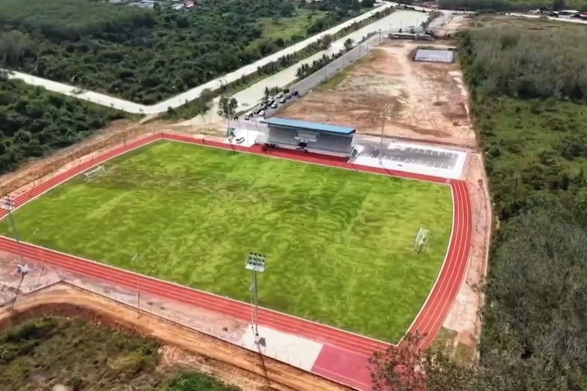Zatáčky má do pravého úhlu. Běžecká dráha v Thajsku vzbudila pozdvižení
