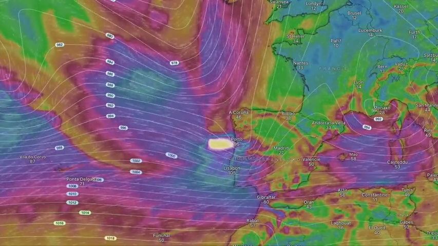 Bouře Joseph přinese do Portugalska až 14metrové vlny