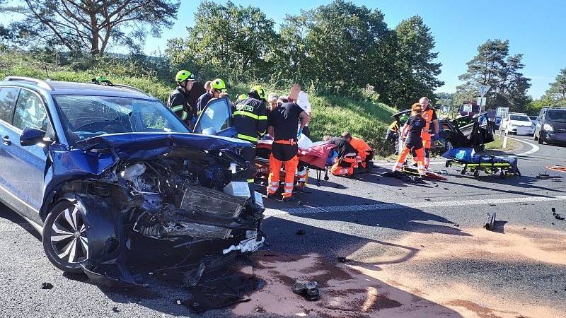 Místo devadesátky jel na obchvatu Chrudimi přes 130, viníkem smrtelné nehody přesto není