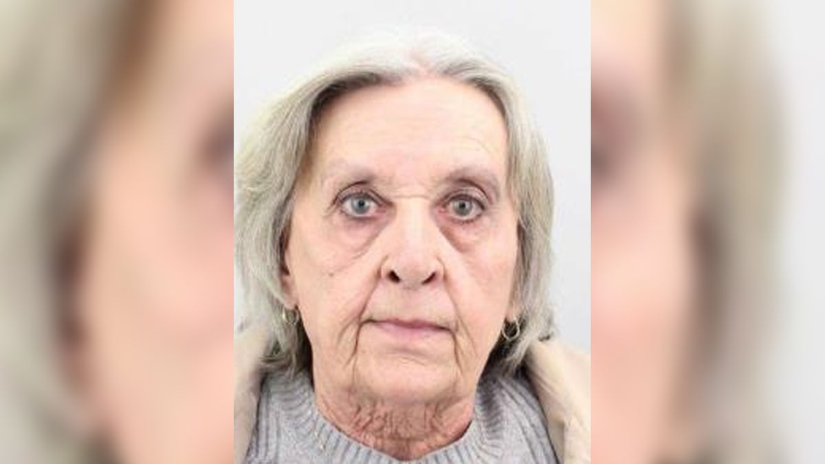 Nemá doklady ani peníze, mobil je nedostupný. Policisté pátrají po seniorce z Domažlic