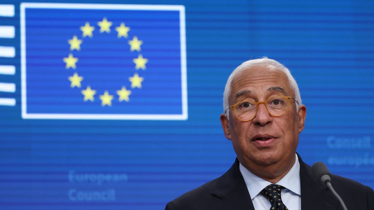 Stabilizujme vztahy s USA, ale chraňme své zájmy, řekl šéf Evropské rady