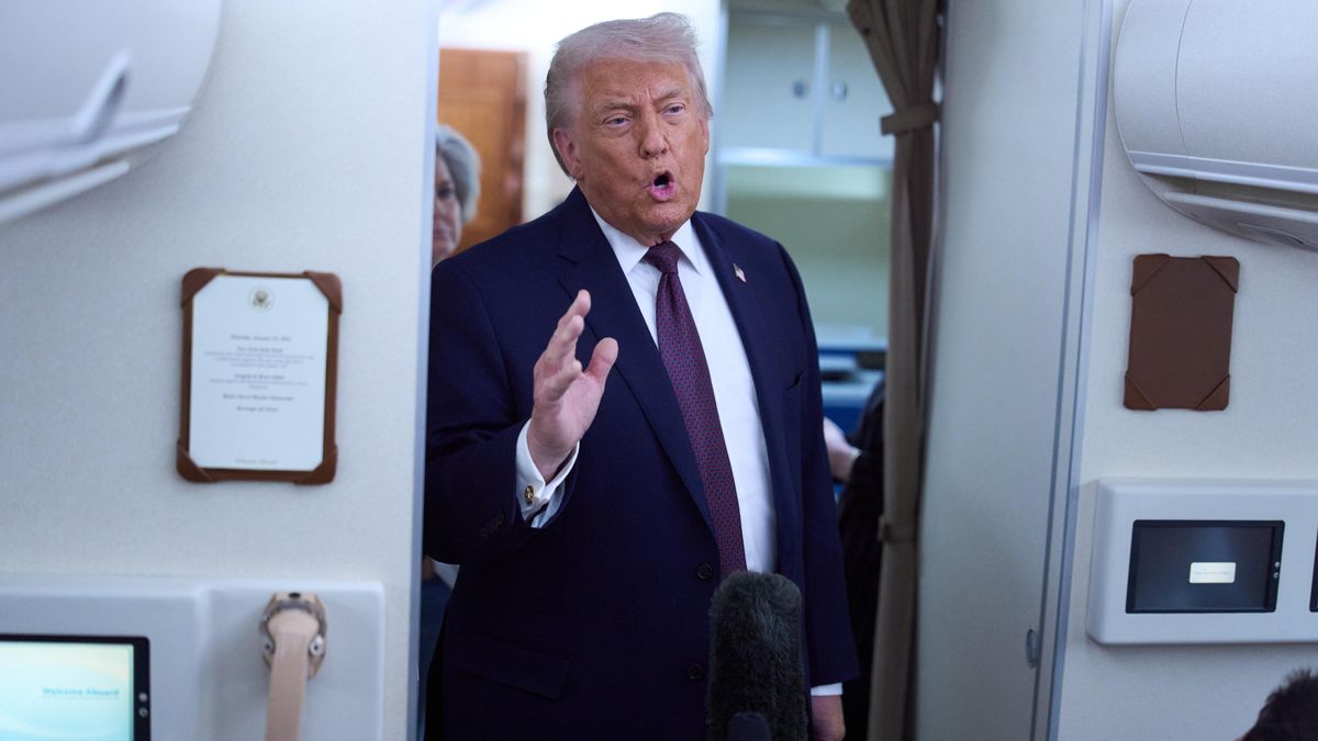 USA na plavidla a firmy spojené s Íránem uvalily nová cla