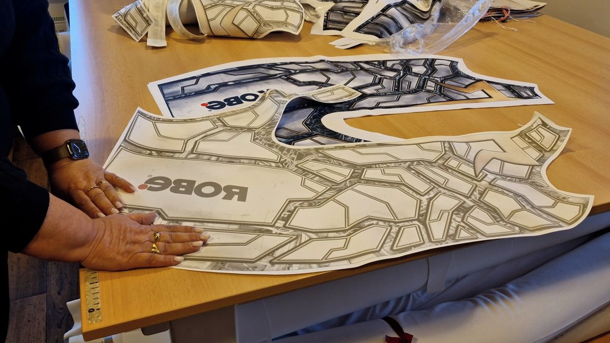 Kombinézy jsou výkladní skříň, říkají manželé z Pardubicka, kteří oblékají Ledeckou i Zabystřana