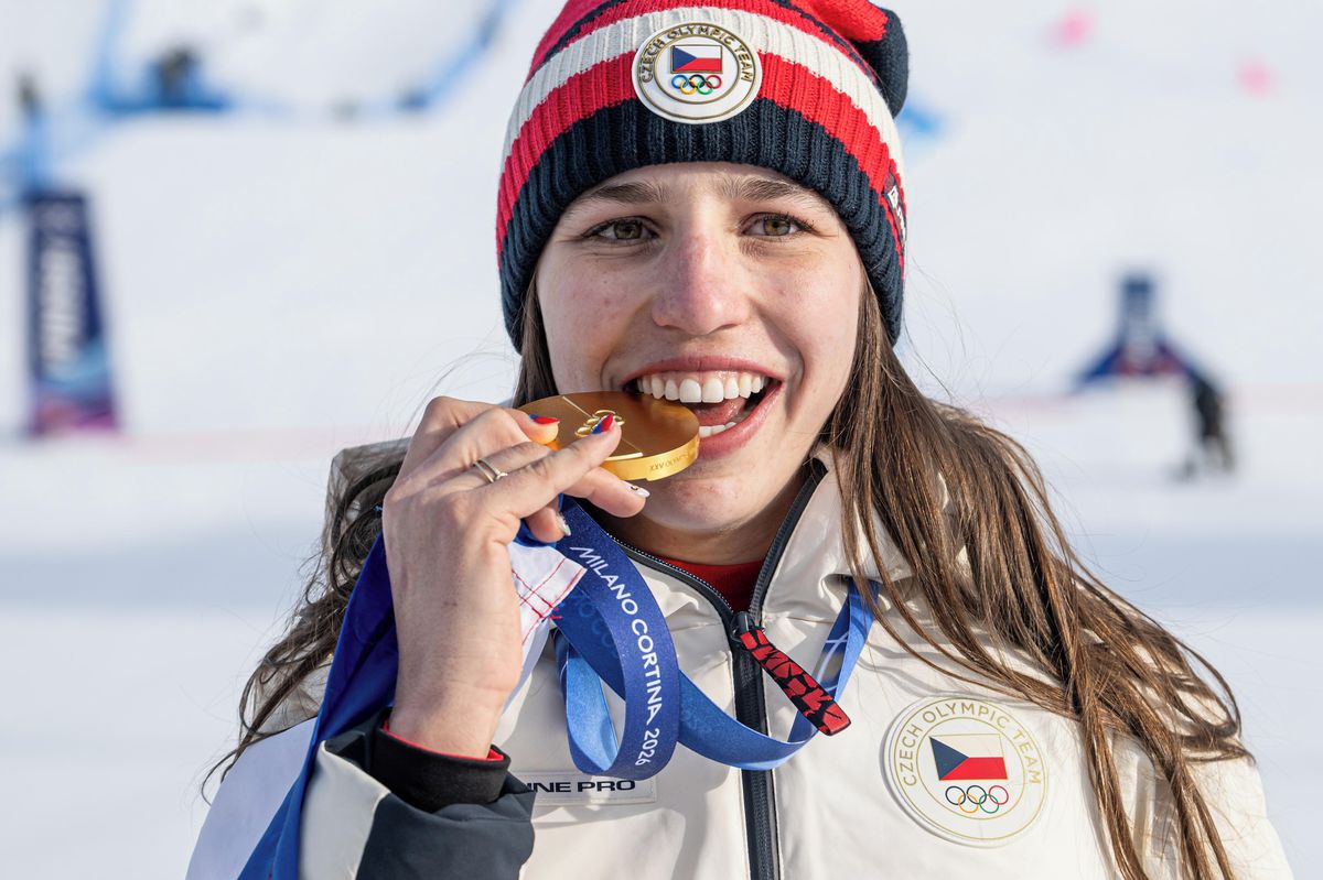 Vesnička v Jizerkách slaví úspěch rodačky Maděrové. Palce držela celá obec 