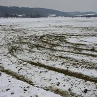 Opravit škody budou moci na letišti až na jaře.