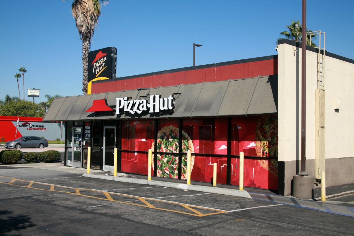 Pizza Hut zavře v USA stovky restaurací