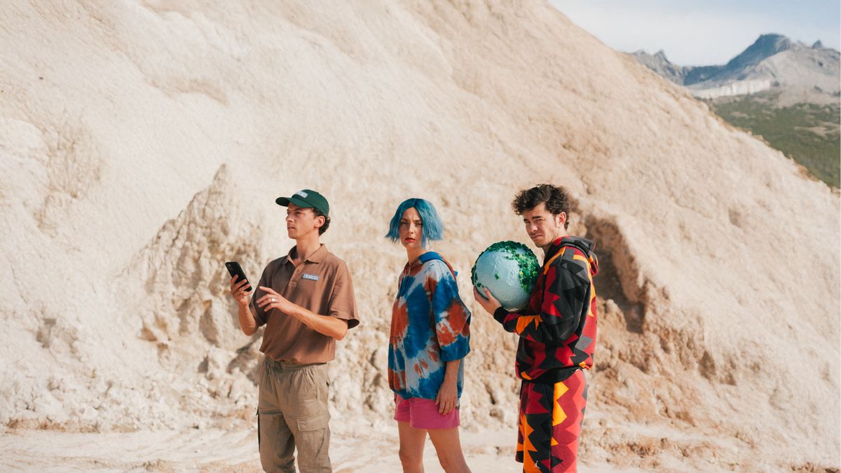 Jsme kapela na pět let, říkají Ťupíci. Jejich členy jsou Bára Poláková, Jan Cina a Marek Adamczyk