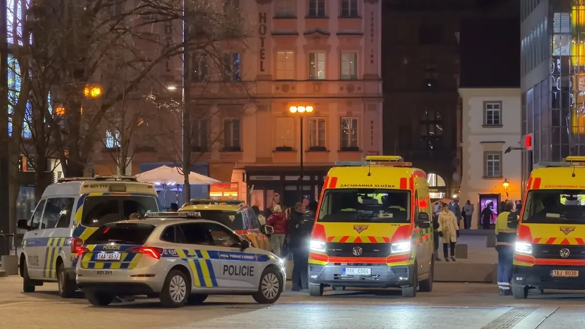 Záchranáři v centru Prahy zasahovali u dvou lidí předávkovaných kanabinoidy