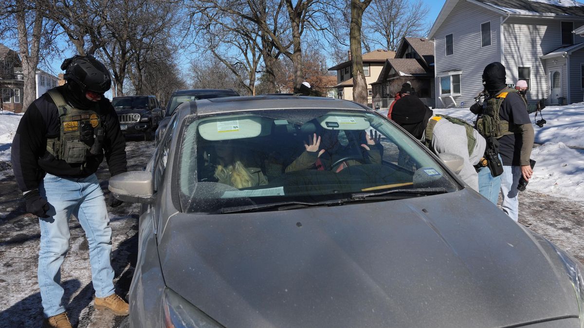 Imigrační agenti ICE v Minneapolis budou muset nosit kamery na těle