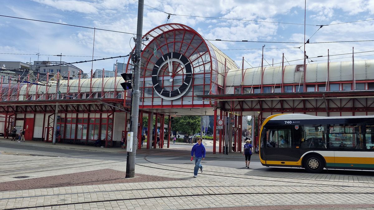 Začíná rekonstrukce dopravního terminálu v Liberci. Je třetí největší v Česku