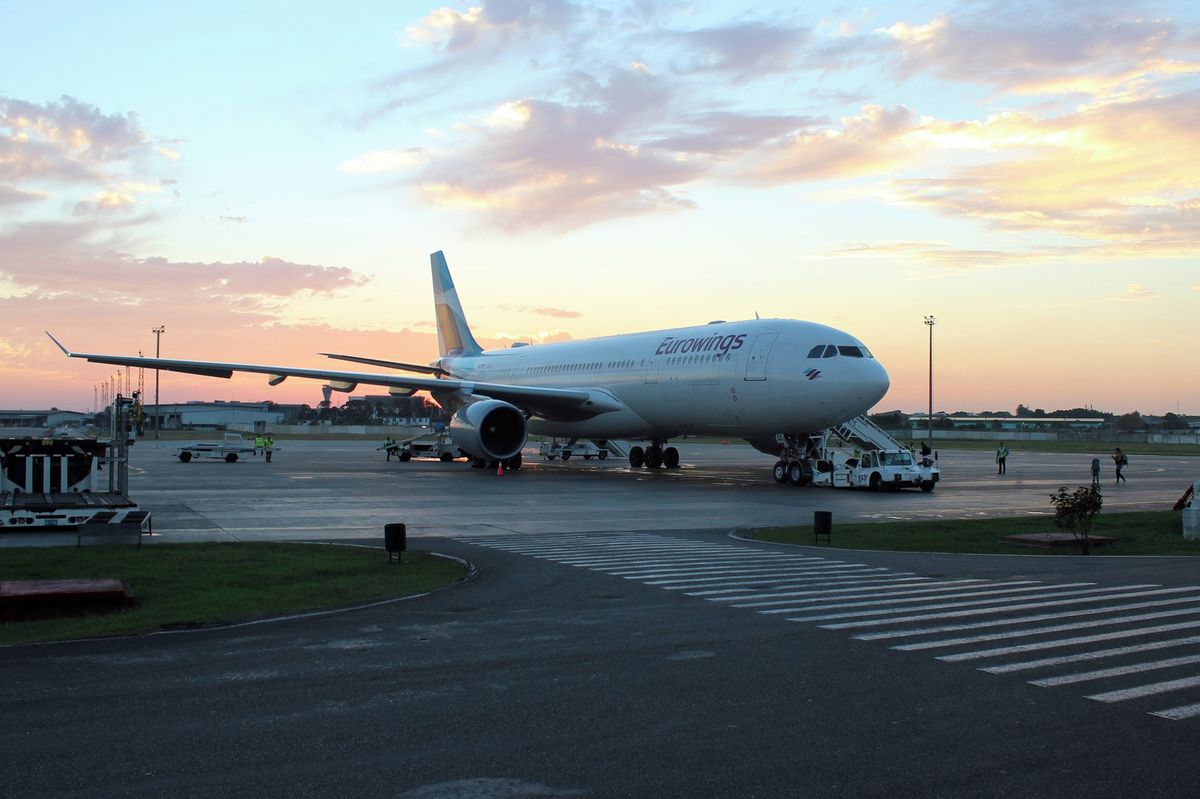 U nás už palivo nedoplníte, vzkazuje leteckým společnostem Kuba