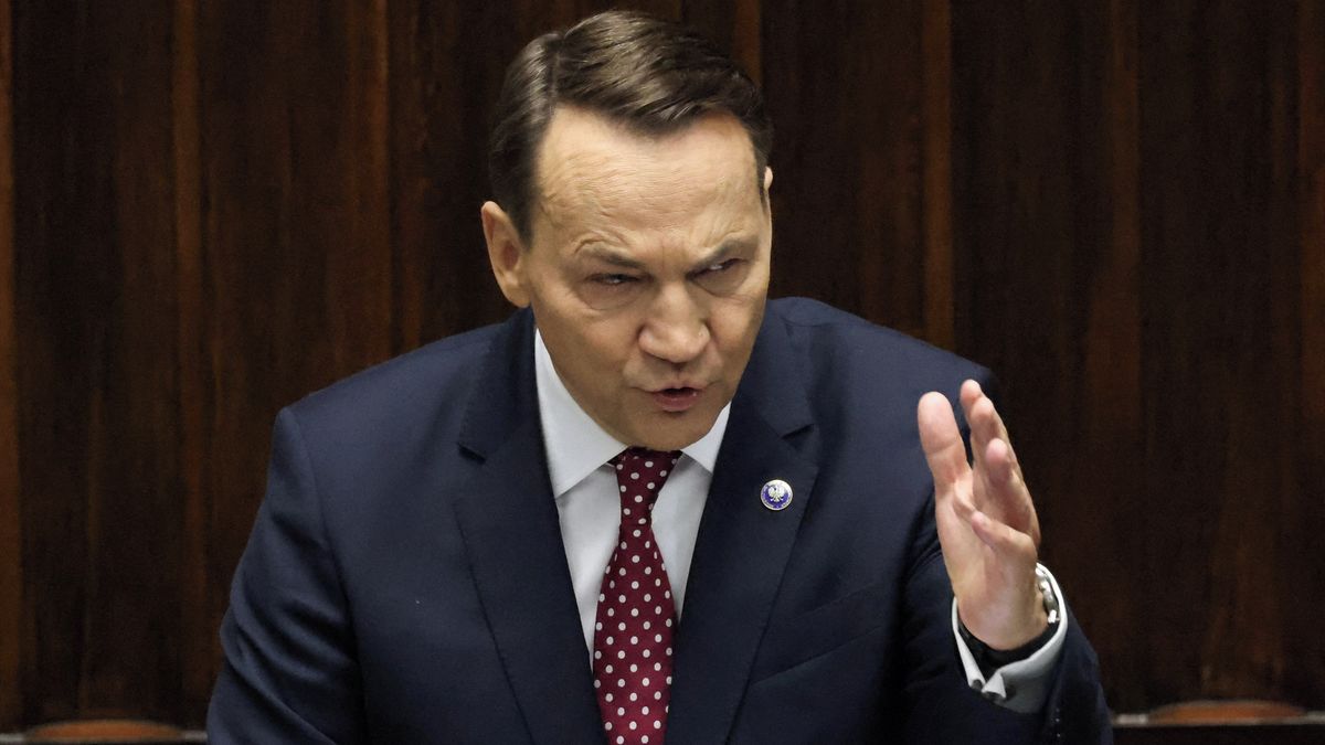 Stojíme před nebezpečím války, jakou zažili naši dědové, varoval Sikorski