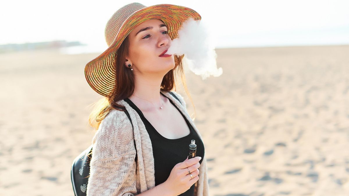 Letíte do Mexika? Elektronické cigarety nechte doma, jinak si koledujete o malér