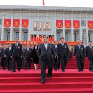 Kim Čong-un vládne Severní Koreji od konce roku 2011 a smrti jeho otce Kim Čong-ila. 