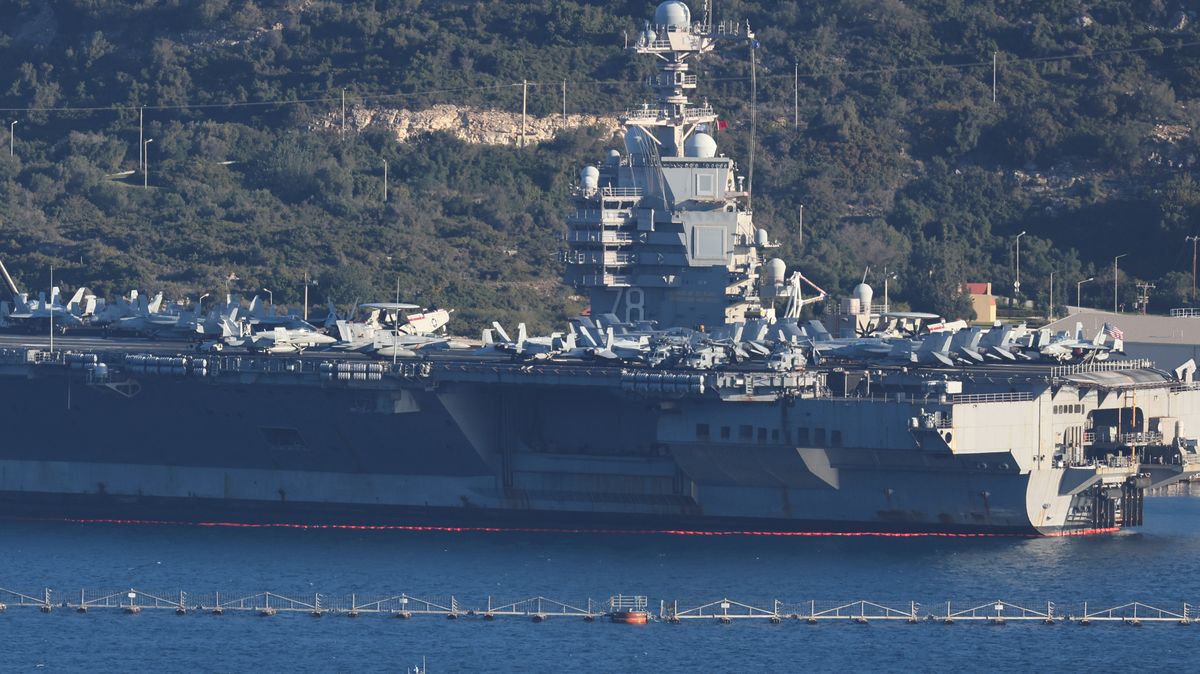 Trump na síly proti Íránu vyčlenil miliardu dolarů. Nejdražší je čekání