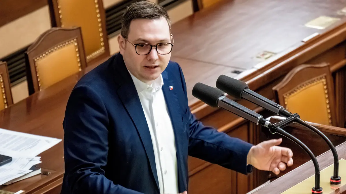 Pol Pot dnešní doby, opřel se Lipavský do Macinky