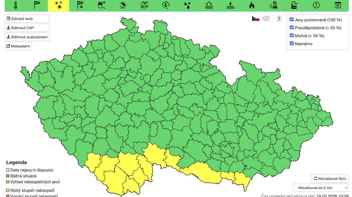 Na jihu Česka v noci nasněží přes deset centimetrů, varují meteorologové