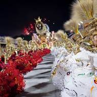 Nástup a hlavní linii průvodu škola Viradouro perfektně synchronizovala.