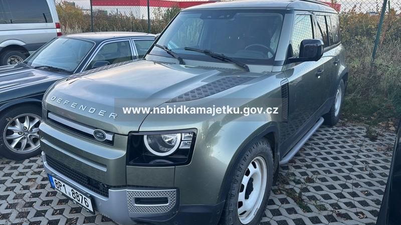 Lesní správa Lány nabízela Land Rover za 70 tisíc, mělo to ale háček