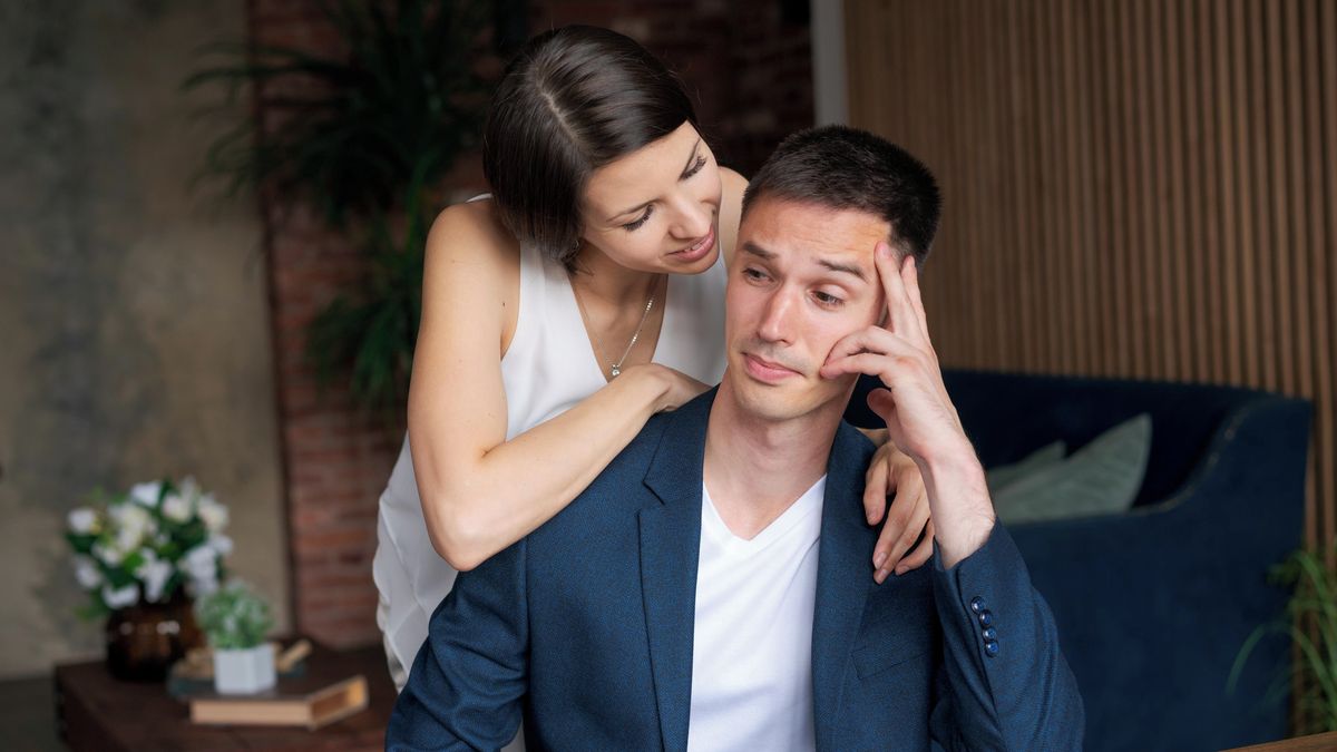 Jsou tak milí, až je to podezřelé. Jde totiž o faleš, neupřímnost a kontrolu